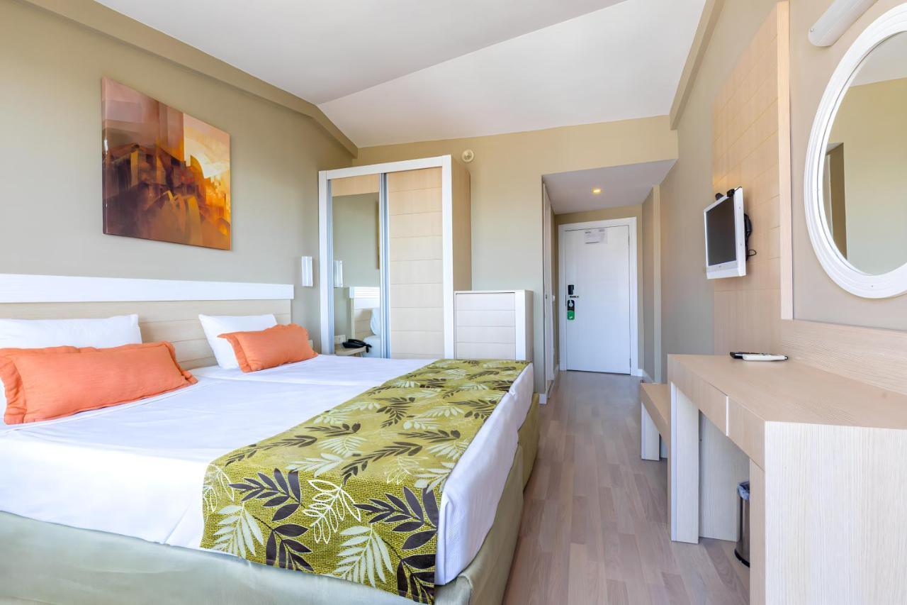 Akdora Elite & Hotel 4*